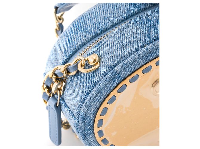 CHANEL - Borsa a tracolla Oval CC Chanel in denim blu e metallo dorato - vista 5