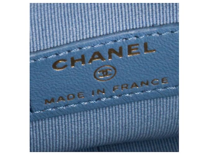 CHANEL - Borsa a tracolla Oval CC Chanel in denim blu e metallo dorato - vista 7