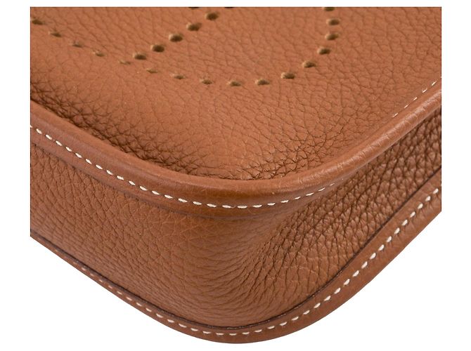 HERMÈS - Borsa a tracolla Evelyne 16 Hermès in pelle clémence marrone gold - vista 4