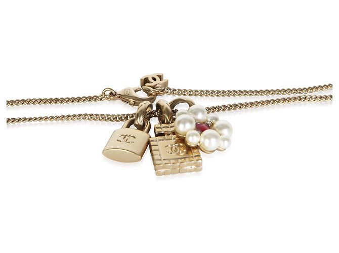 Gabrielle Chanel vergoldete Charm-Halskette 2021 - Ansicht 2
