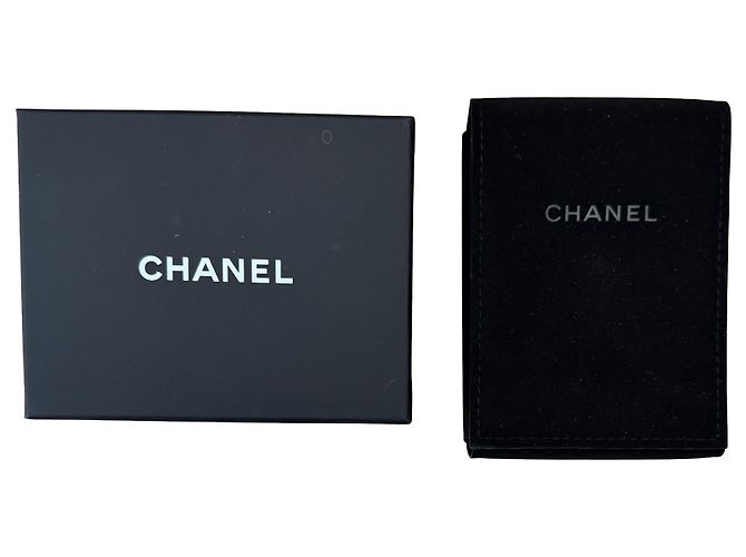 Gabrielle Chanel vergoldete Charm-Halskette 2021 - Ansicht 4