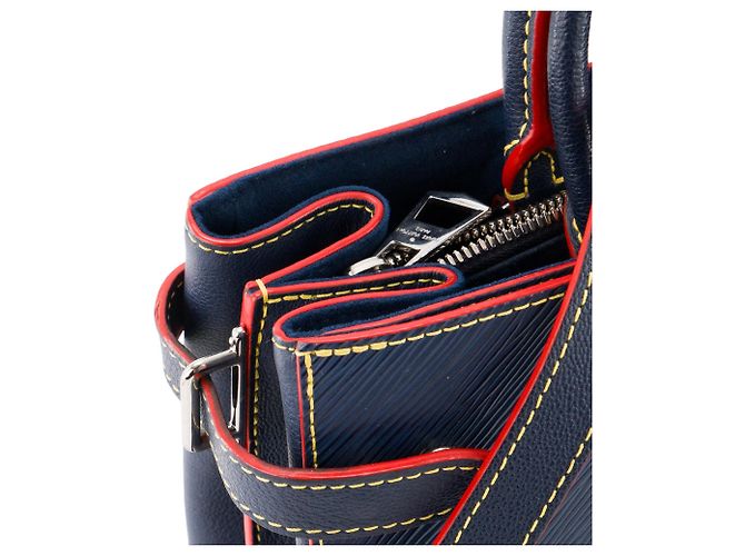 LOUIS VUITTON - Borsa Louis Vuitton Cabas Twist in pelle epi blu e rossa Blu navy - vista 7