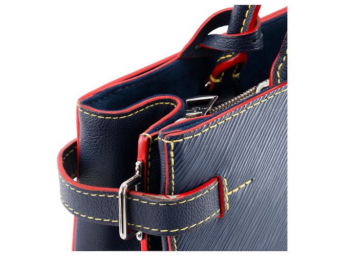 LOUIS VUITTON - Borsa Louis Vuitton Cabas Twist in pelle epi blu e rossa Blu navy - vista 9