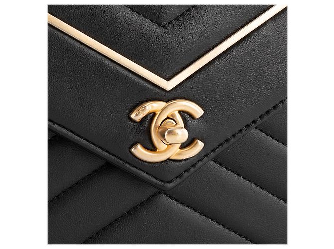 CHANEL - Borsa a tracolla Chanel Chevron Flap in pelle liscia nera edizione limitata Nero - vista 5