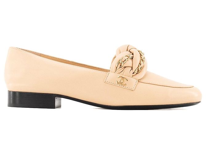 CHANEL - Mocassini Chanel in pelle liscia beige (T38) - vista 2