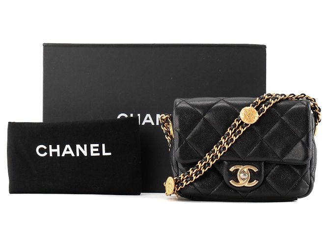 CHANEL - Borsa a tracolla Classic/Timeless mini Chanel in pelle caviar nera Nero - vista 11