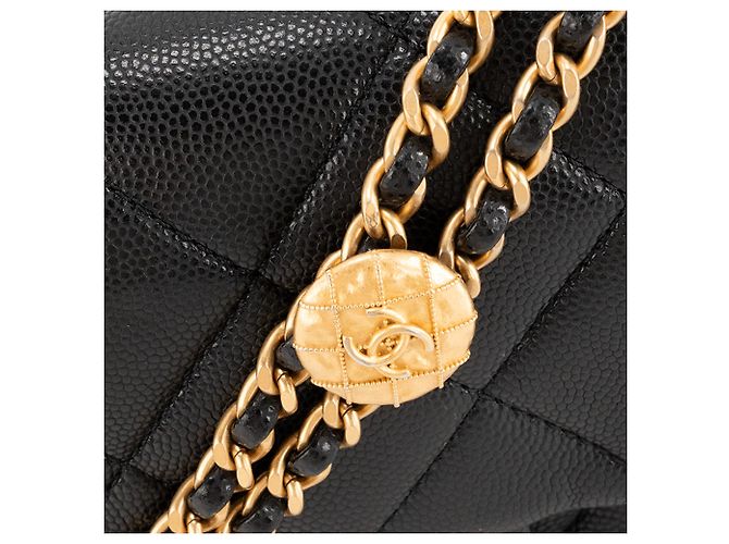CHANEL - Borsa a tracolla Classic/Timeless mini Chanel in pelle caviar nera Nero - vista 6