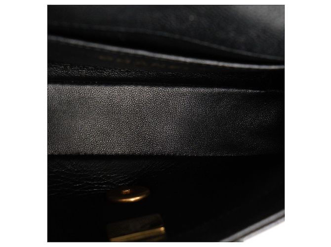 CHANEL - Borsa a tracolla Classique/Timeless Heart Crush in pelle martellata nera Nero - vista 9