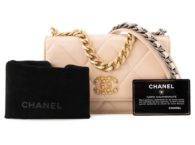 CHANEL - Borsa a tracolla Wallet On Chain 19 in pelle liscia beige - vista 10