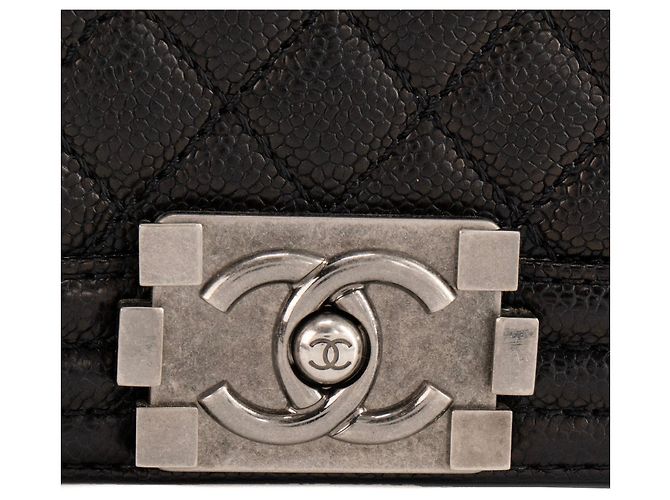 CHANEL - Borsa a tracolla Boy Large Chanel in pelle caviar nera Nero - vista 5