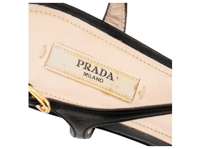 PRADA - Sandali con tacco compensato Prada in pelle liscia nera (T37) Nero - vista 8