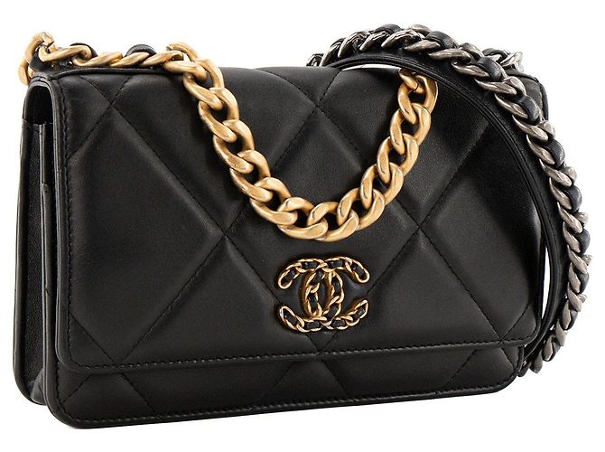 CHANEL - Borsa a tracolla Classica/Timeless Wallet On Chain 19 Chanel in pelle liscia nera Nero - vista 2