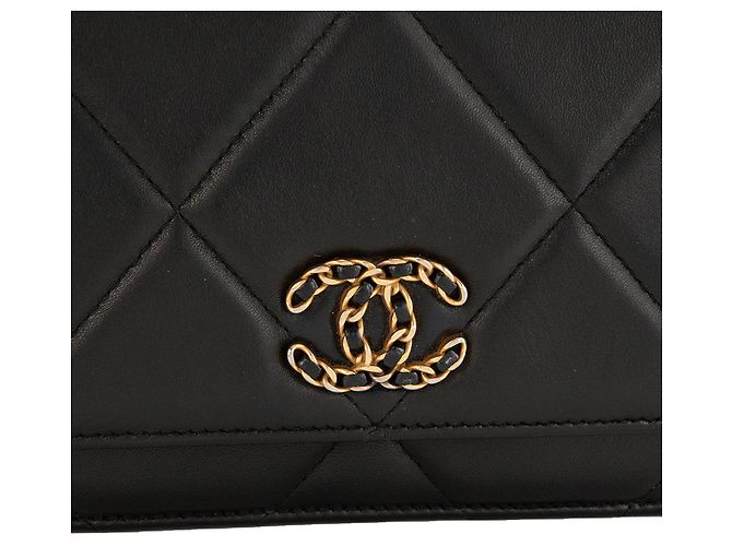 CHANEL - Borsa a tracolla Classica/Timeless Wallet On Chain 19 Chanel in pelle liscia nera Nero - vista 5