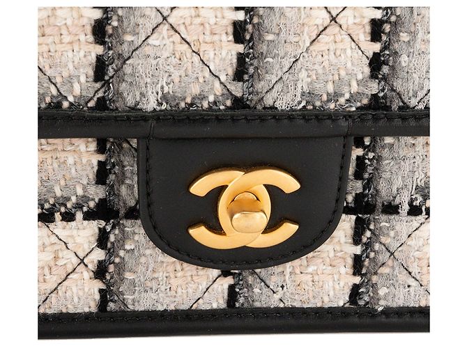 CHANEL - Borsa a tracolla School Memory Chanel in tweed beige e grigio Nero - vista 5