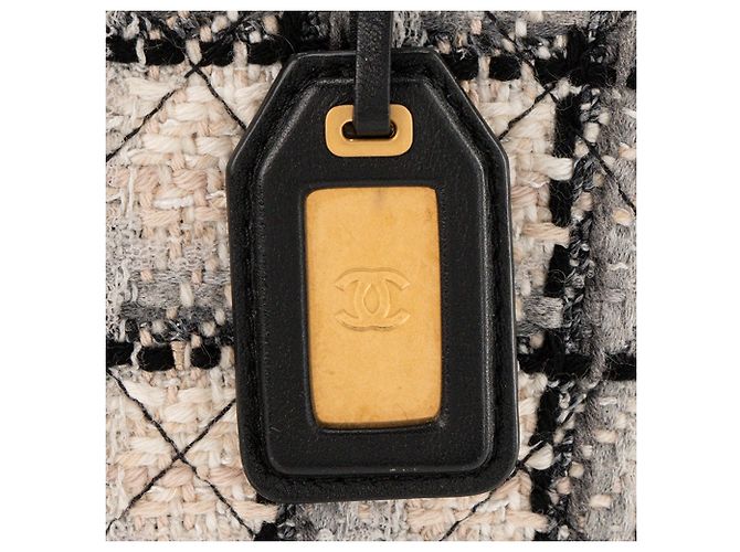 CHANEL - Borsa a tracolla School Memory Chanel in tweed beige e grigio Nero - vista 6