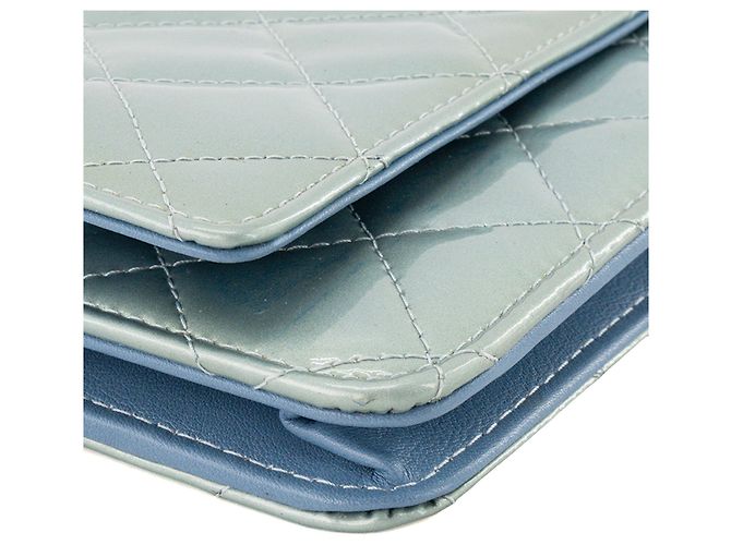 CHANEL - Borsa a tracolla Wallet On Chain Classic/Timeless Chanel in pelle verniciata blu-verde - vista 6