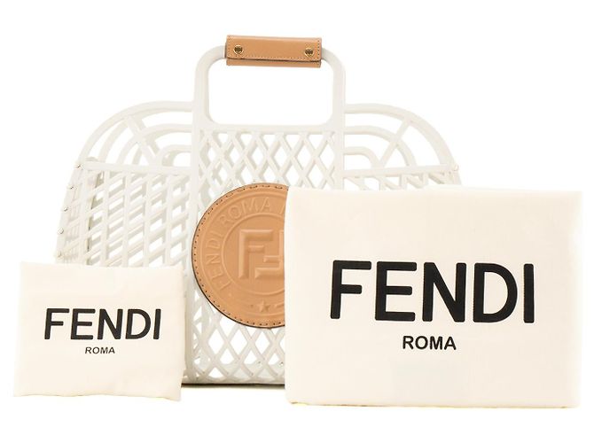 FENDI - Fendi Basket Shopper-Bag aus weißem PVC und braunem Leder - Ansicht 12