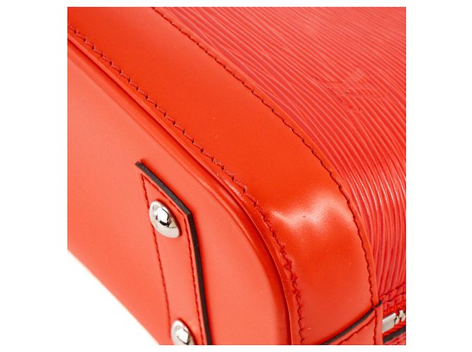 LOUIS VUITTON - Borsa a tracolla Louis Vuitton Alma BB in pelle epi rossa Rosso - vista 9