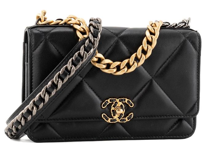 CHANEL - Borsa a tracolla Wallet On Chain 19 in pelle liscia nera Nero - vista 2