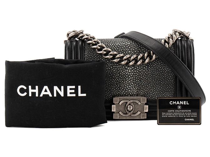 CHANEL - Borsa a tracolla mini Chanel Boy in pelle esotica galuchat e pelle liscia nera Nero - vista 10