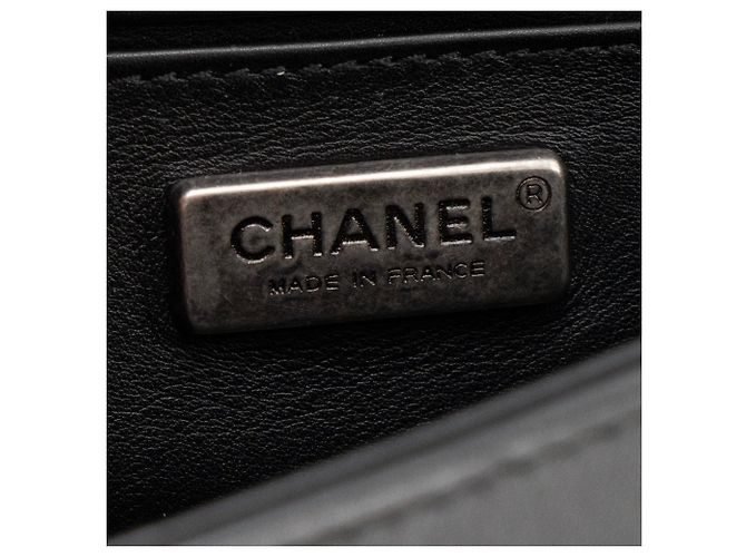 CHANEL - Borsa a tracolla mini Chanel Boy in pelle esotica galuchat e pelle liscia nera Nero - vista 7