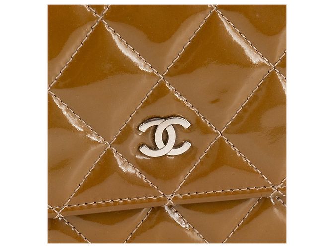 CHANEL - Borsa a tracolla Classique/Timeless Wallet On Chain Chanel in pelle verniciata marrone - vista 5
