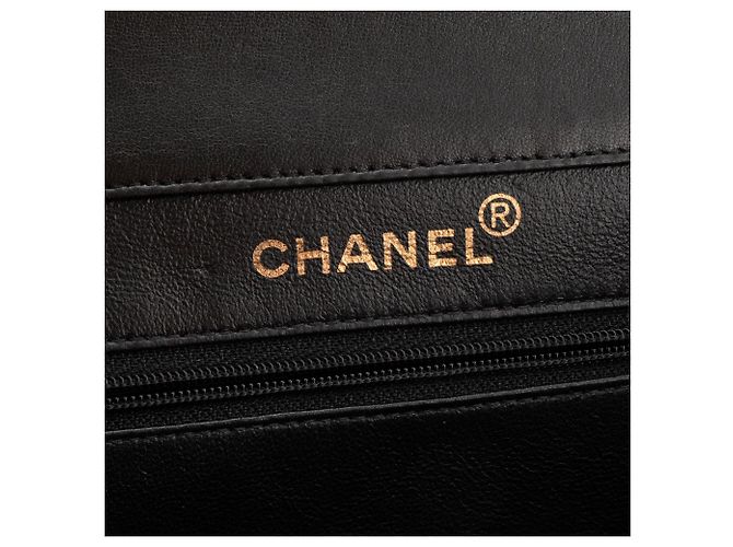 CHANEL - Vintage Double Side Classic/Timeless Schultertasche aus schwarzem Glattleder - Ansicht 6