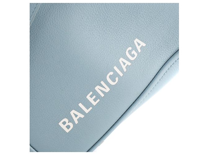 BALENCIAGA - Borsa a tracolla Triangle Duffle Balenciaga in pelle grana blu - vista 5