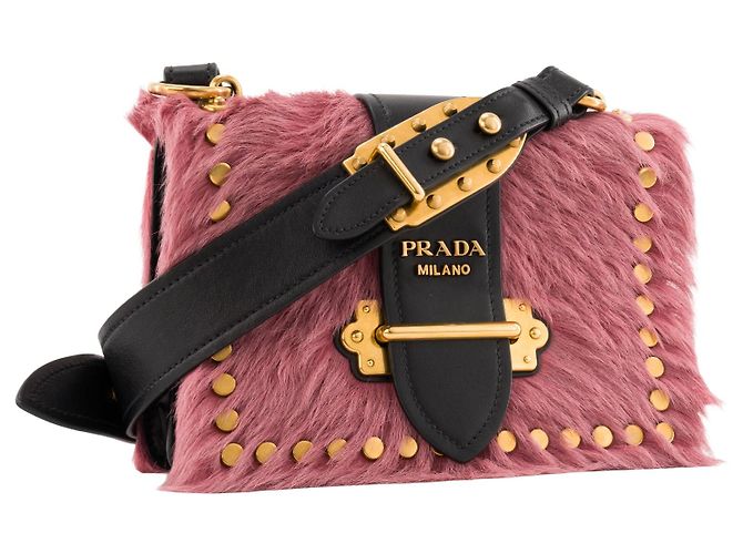 PRADA - Borsa a tracolla Prada Cahier in pelliccia rosa e pelle liscia nera - vista 2