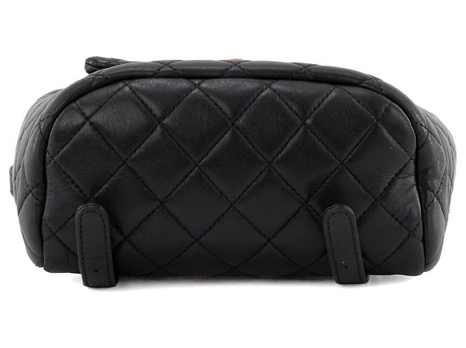 CHANEL - Classic/Timeless Chanel Rucksack aus schwarzem glattem Leder - Ansicht 4