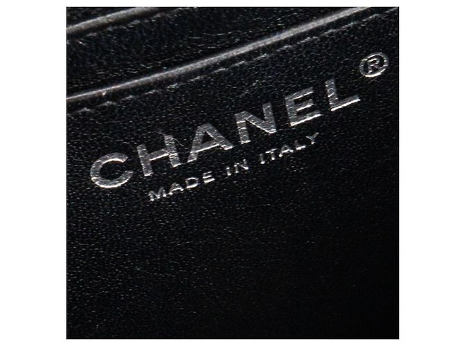 CHANEL - Borsa a tracolla Classique/Timeless Mini Square Chanel in pelle caviar nera Nero - vista 8