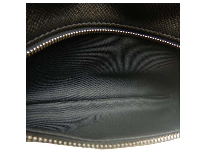Borsa a tracolla Louis Vuitton Monogram Taigarama Outdoor Nera Nero - vista 18