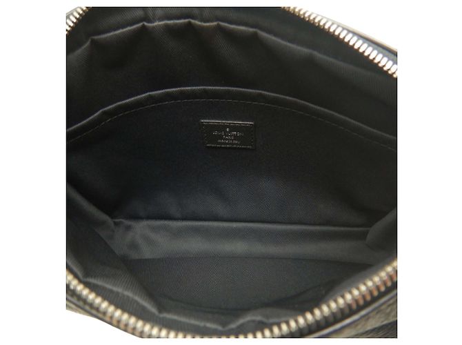 Borsa a tracolla Louis Vuitton Monogram Taigarama Outdoor Nera Nero - vista 3