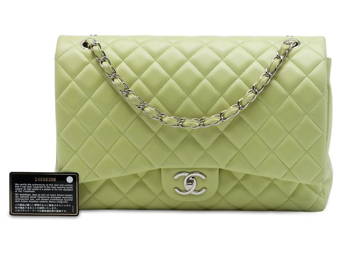 Borsa a tracolla Chanel Maxi Classic Double Flap in pelle di agnello verde - vista 7