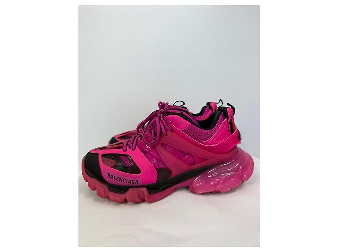 Sneakers Balenciaga Track Rosa e Nero - vista 6