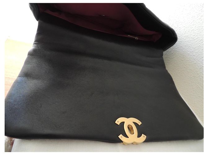 Borsa a tracolla Chanel 19 in pelle matelassé nera Nero - vista 7
