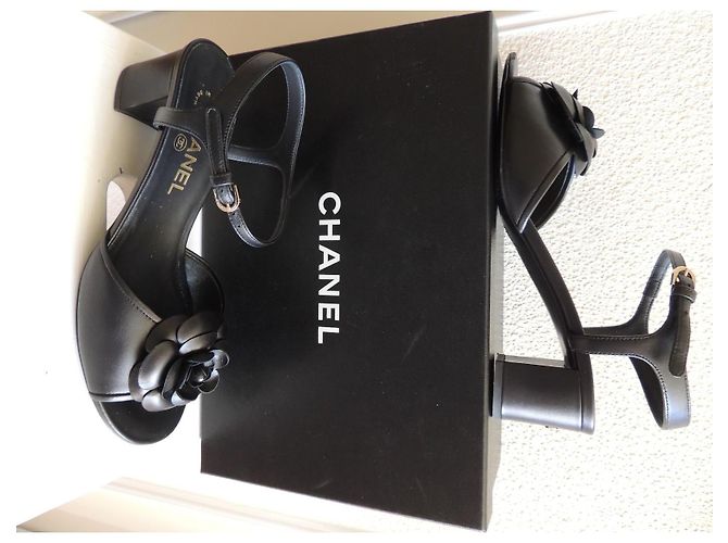 Chanel Sandali Camélia Pelle Nera Nero - vista 3