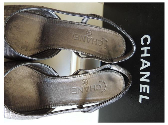 Chanel Slingback Pumps aus metallgrauem Echsenleder Metallisch - Ansicht 6