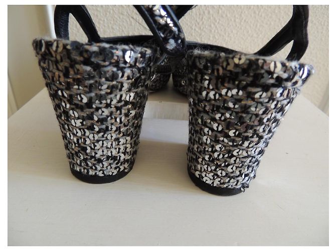Chanel Slingback Tweed e Paillettes Argentate 38.5 Nero Silver hardware - vista 5
