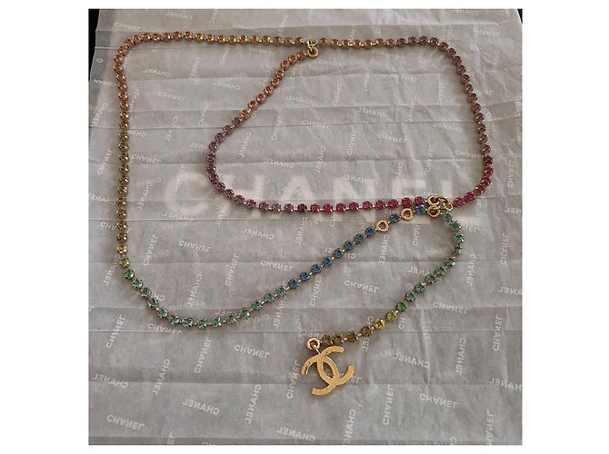 Cinto Colar Chanel Logo CC Cristais Arco-íris Multicor Dourado - vista 10