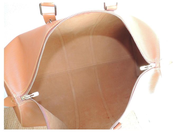Louis Vuitton Keepall 55 Couro Epi Gold Caramelo - vista 13