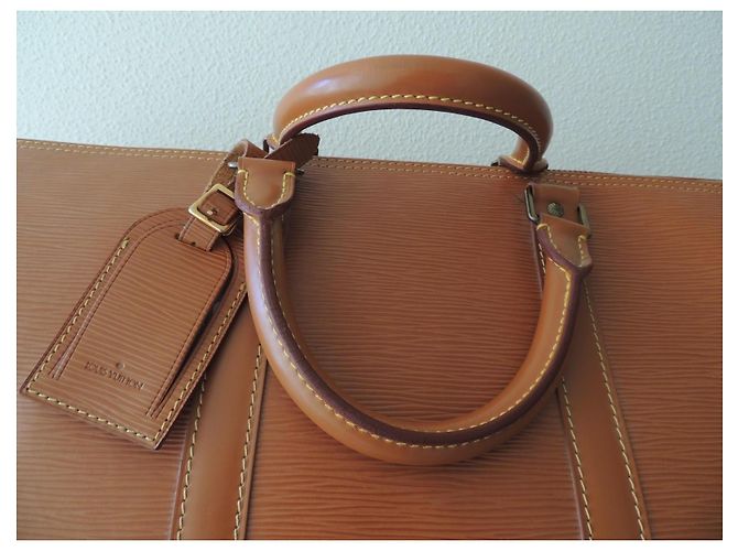 Louis Vuitton Keepall 55 Couro Epi Gold Caramelo - vista 3
