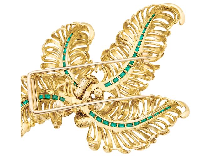 Spilla Chaumet "Panache", oro giallo, diamanti, smeraldi. - vista 2