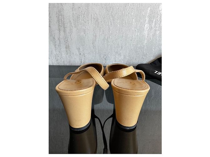 Chanel Two-Tone Slingback Pumps Schwarz Beige - Ansicht 3