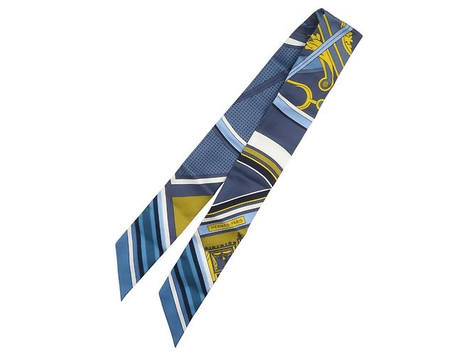 Foulard di seta Hermès Twilly George Washington Carriage Detail Bianco Blu Giallo - vista 3