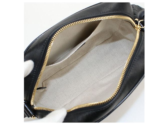 Borsa a tracolla Gucci in pelle nera 742360 Nero - vista 3