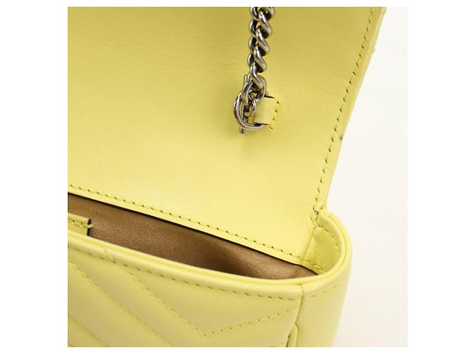 Borsa a tracolla Gucci Mini GG Marmont matelassé Giallo - vista 4