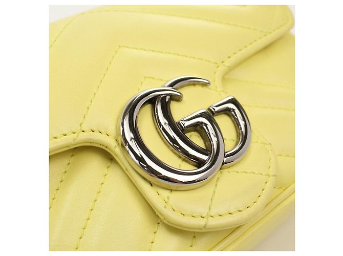 Borsa a tracolla Gucci Mini GG Marmont matelassé Giallo - vista 9