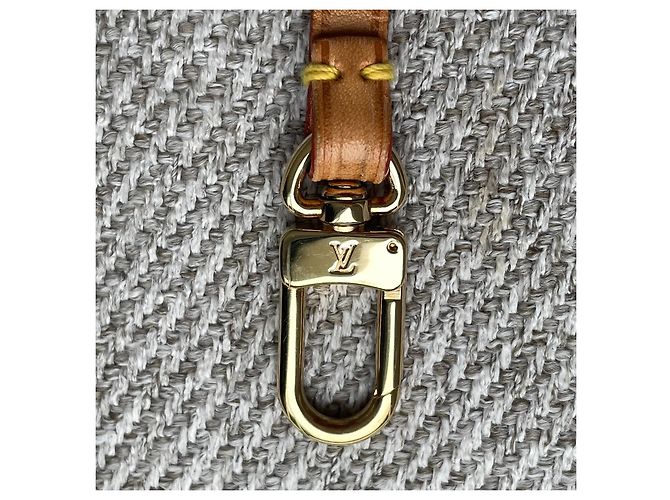 Louis Vuitton Pochette Accessoires Monogram Marron - vue 14