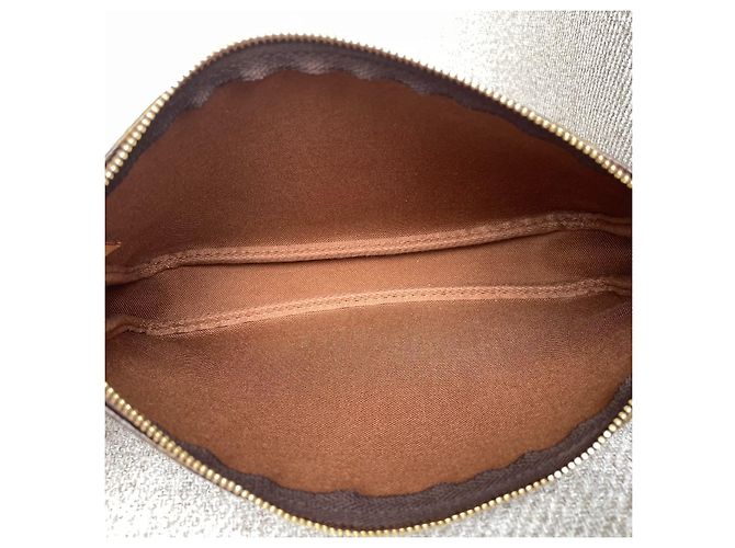 Louis Vuitton Pochette Accessoires Monogram Marron - vue 16